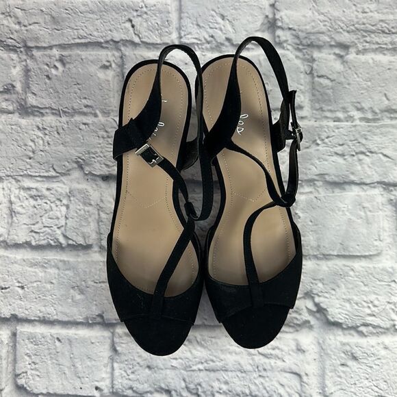 Charles By Charles David Lucas Wedge Sandal Size 11 M NWT - Picture 2 of 11